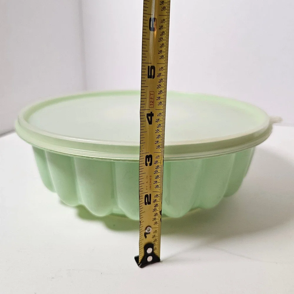 MCM Vintage Tupperware Jel-N-Serve Jello Mold‎ Mint Green 3 Piece Set 1201 1202